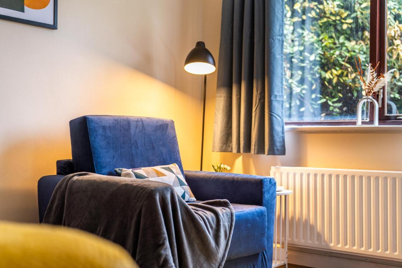 Grange Studio Apartment - Heathrow Staines-upon-Thames Exterior foto
